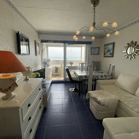 Apartment 2 Pieces, 4 Couchages, Balcon, Parking Prive, Proche - Fr-1-224c-274 *